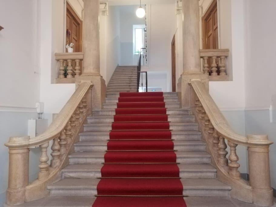 Spacious Attic Apartment Kandler Trieste Luaran gambar