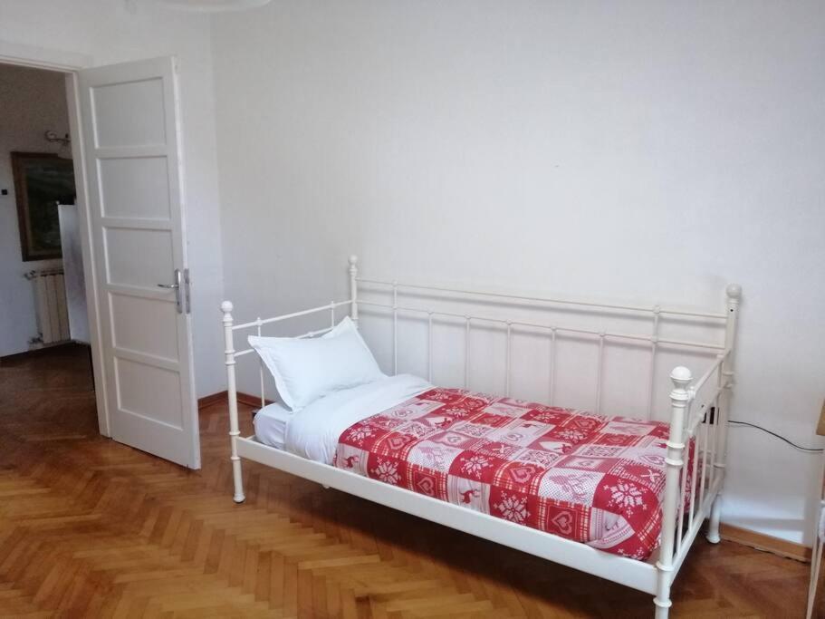 Spacious Attic Apartment Kandler Trieste Luaran gambar